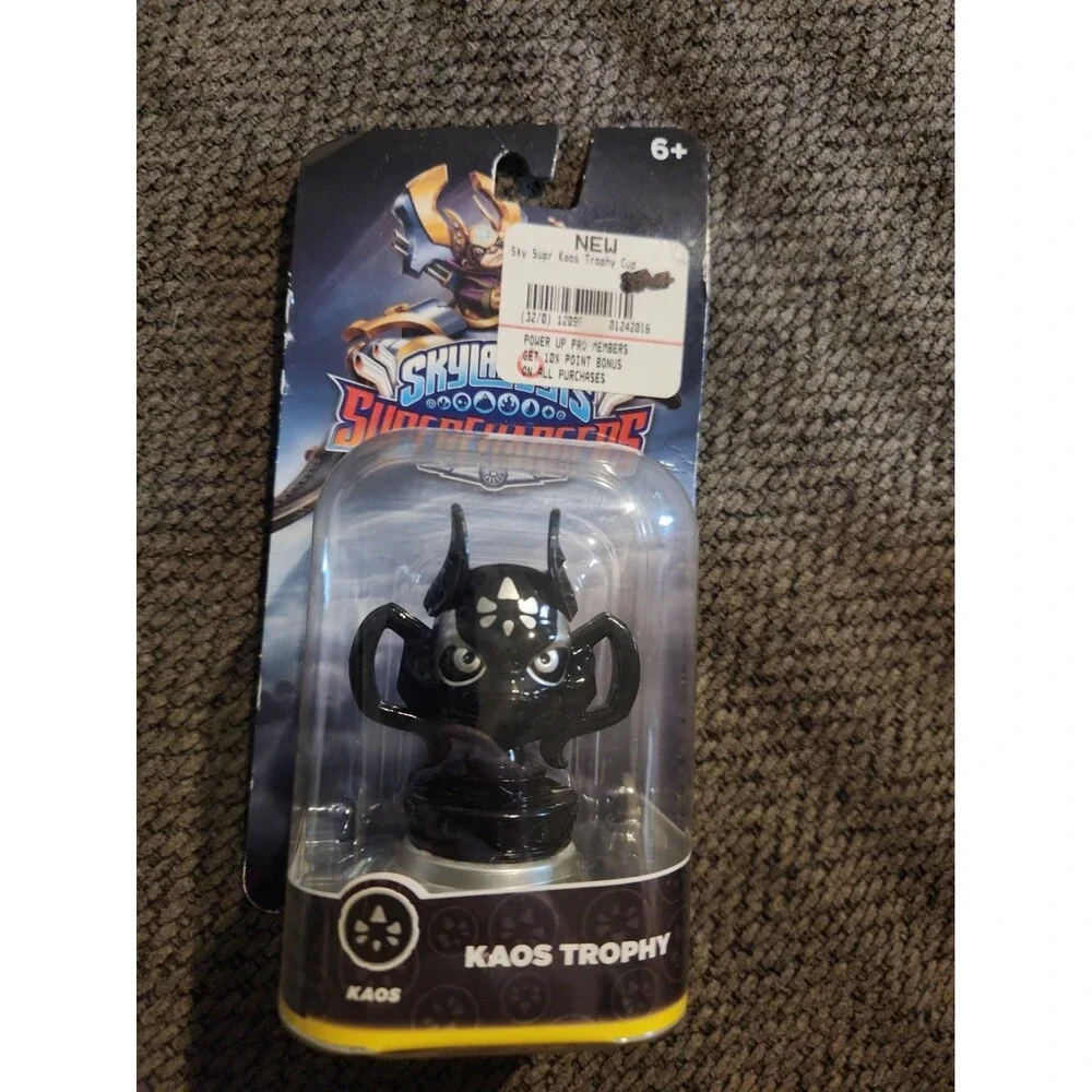 Kaos Trophy-Skylanders Superchargers(2015 Activision) Boys & Girls 6+. New!!